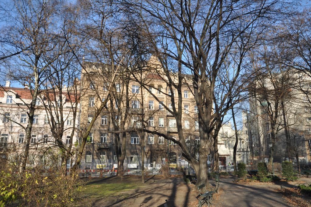 Hostel Yellow Krakow Bagian luar foto